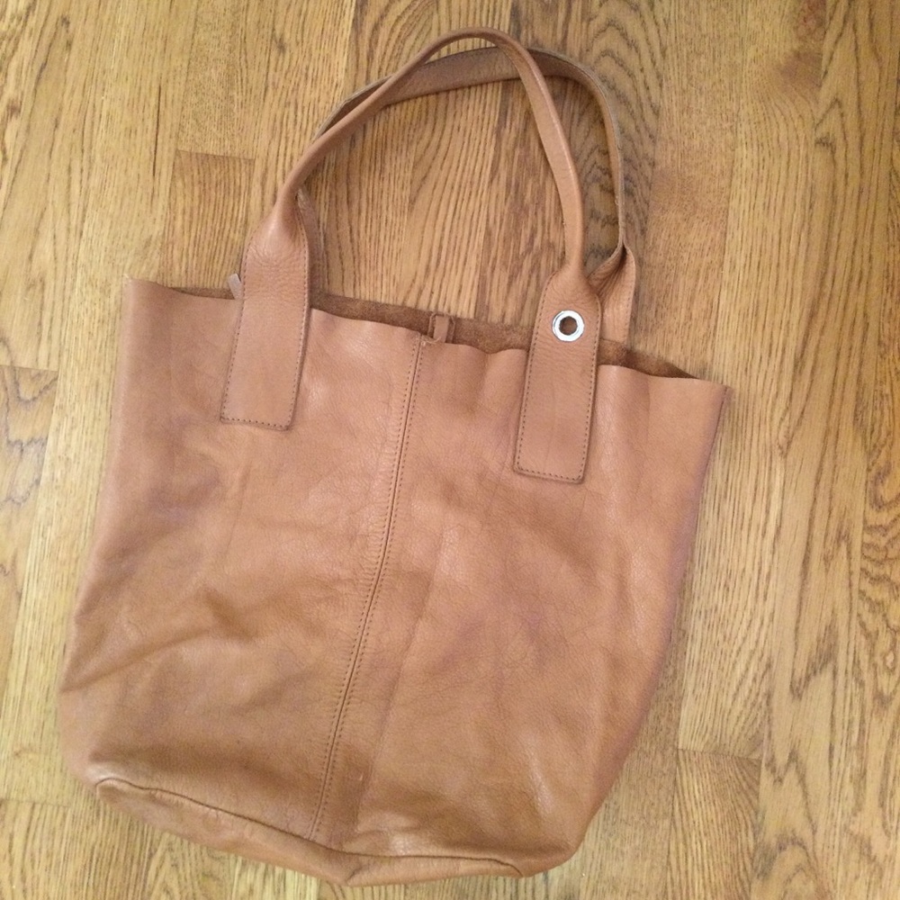 Softest Tan Leather Trough Tote Bag. Size OS